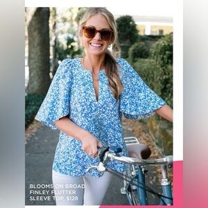 NWT Tuckernuck Blooms on Broad Flutter Sleeve Top